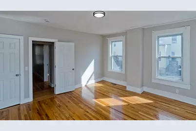 13 Hampden St, Westfield, MA 01085 - Photo 34