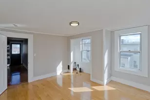 13 Hampden St, Westfield, MA 01085 - Photo 8