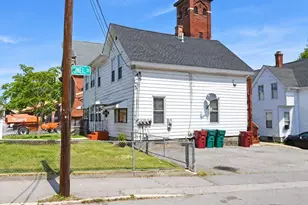 89 Mammoth Rd, Lowell, MA 01854 - Photo 4