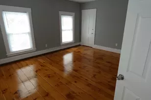 94 Maple St, Gardner, MA 01440 - Photo 4