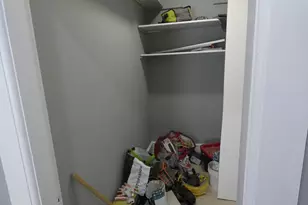94 Maple St, Gardner, MA 01440 - Photo 8