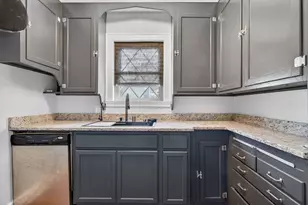28 Thurlow Ave, Revere, MA 02151 - Photo 12
