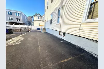 56 Pinckney St #1, Somerville, MA 02145 - Photo 18