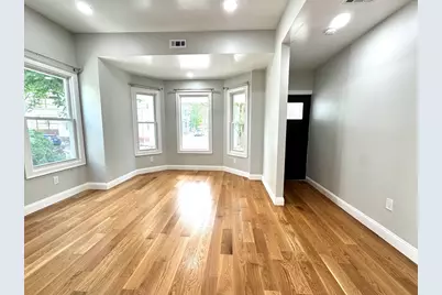 56 Pinckney St #1, Somerville, MA 02145 - Photo 4
