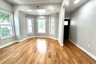 56 Pinckney St, Somerville, MA 02145 - Photo 4