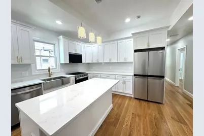 56 Pinckney St #1, Somerville, MA 02145 - Photo 2