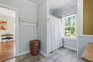 283 Chapman St, Greenfield, MA 01301 - Photo 32