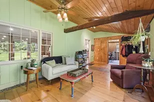 283 Chapman St, Greenfield, MA 01301 - Photo 10