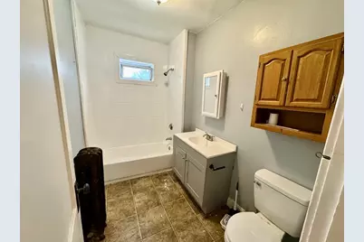 36 Plymouth St, Lowell, MA 01854 - Photo 14