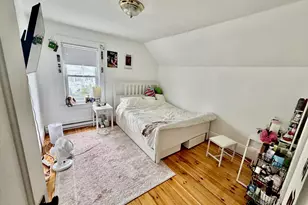 225 White St, Lowell, MA 01854 - Photo 10