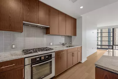 580 Washington St #12E, Boston, MA 02111 - Photo 10