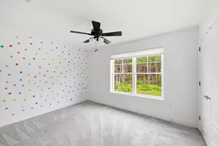18 Woodland Ln, Belchertown, MA 01007 - Photo 16