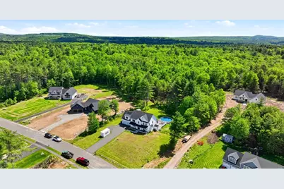 18 Woodland Ln, Belchertown, MA 01007 - Photo 28