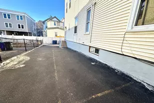 56 Pinckney St, Somerville, MA 02145 - Photo 18