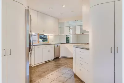 29 Devereaux St, Arlington, MA 02476 - Photo 14