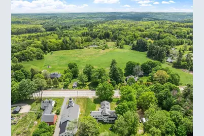 19 N Main St, Petersham, MA 01366 - Photo 4