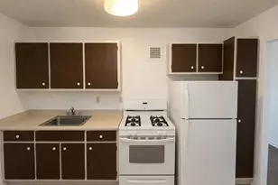 9 Hawthorne Pl, Boston, MA 02114 - Photo 10