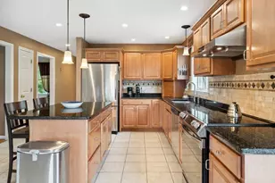 47 Skyview Dr, Fitchburg, MA 01420 - Photo 2