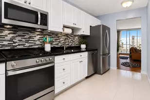 44 Washington St, Brookline, MA 02446 - Photo 12