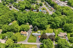 8 Donahue Ln, Grafton, MA 01536 - Photo 28