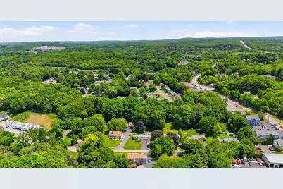 8 Donahue Ln, Grafton, MA 01536 - Photo 30