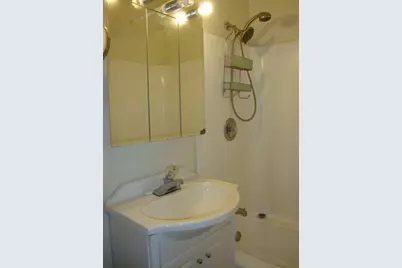 12 Stoneholm #519, Boston, MA 02115 - Photo 6