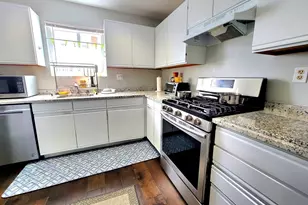 391 Hyde Park Ave, Boston, MA 02131 - Photo 14