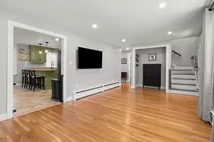 115 Maple St, Wenham, MA 01984 - Photo 10