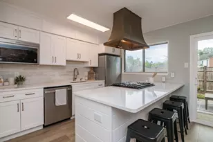 1175 Dickinson, Springfield, MA 01108 - Photo 6