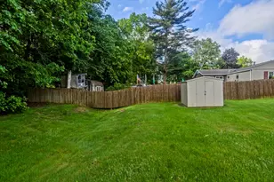 276 Spikenard Cir, Springfield, MA 01129 - Photo 38