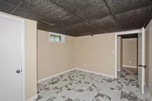 276 Spikenard Cir, Springfield, MA 01129 - Photo 32