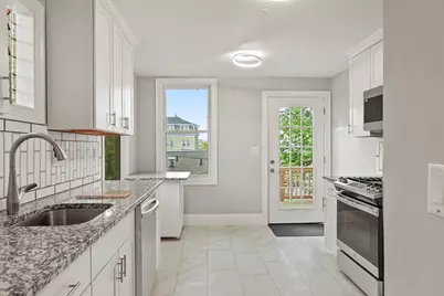 7 Waumbeck St #2, Boston, MA 02121 - Photo 6