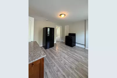 45 Elm St, Webster, MA 01570 - Photo 10