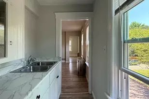 45 Elm St, Webster, MA 01570 - Photo 12