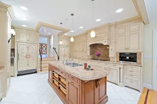 73 Countryside Rd, Newton, MA 02459 - Photo 10