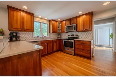 64 Browning St, Weymouth, MA 02188 - Photo 12