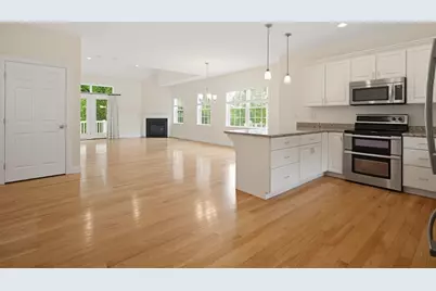 31 Cassandra Ave #31, Franklin, MA 02038 - Photo 12