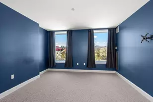 65 Chelsea St, Boston, MA 02129 - Photo 12