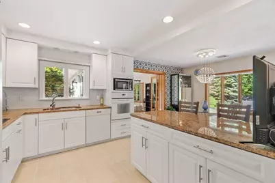 81 Goodale St, Peabody, MA 01960 - Photo 14