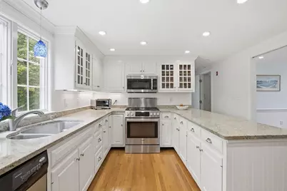 240 Evergreen St, Duxbury, MA 02332 - Photo 8
