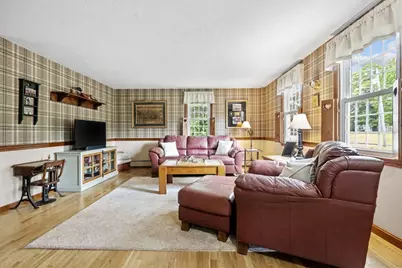 751 Washington St, Whitman, MA 02382 - Photo 4