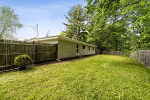 67 Roslyn Rd, Brockton, MA 02302 - Photo 28