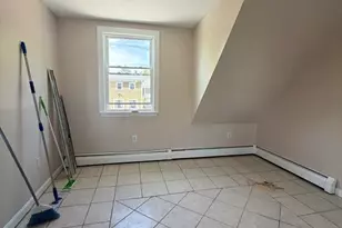 6 Edwards Pl, Chelmsford, MA 01863 - Photo 4