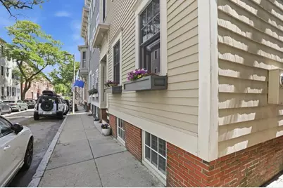 7 Mystic St. #1, Boston, MA 02129 - Photo 4