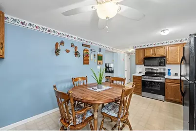 25 Taylor St #25, Haverhill, MA 01832 - Photo 8