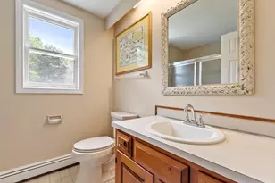 2 Rourke Ln, Lynnfield, MA 01940 - Photo 24