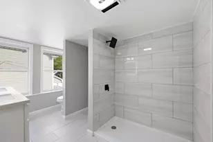 234 Draper St, Springfield, MA 01108 - Photo 20