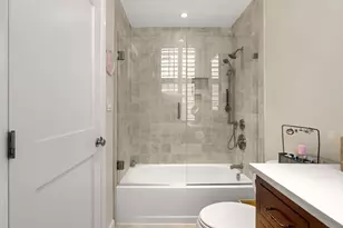 1243 Adams St, Boston, MA 02124 - Photo 16