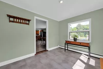 7 Follette St, Grafton, MA 01519 - Photo 8