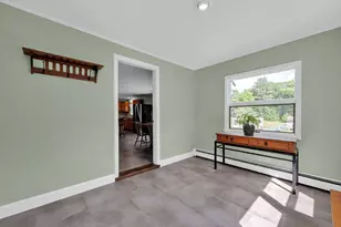 7 Follette St, Grafton, MA 01519 - Photo 8